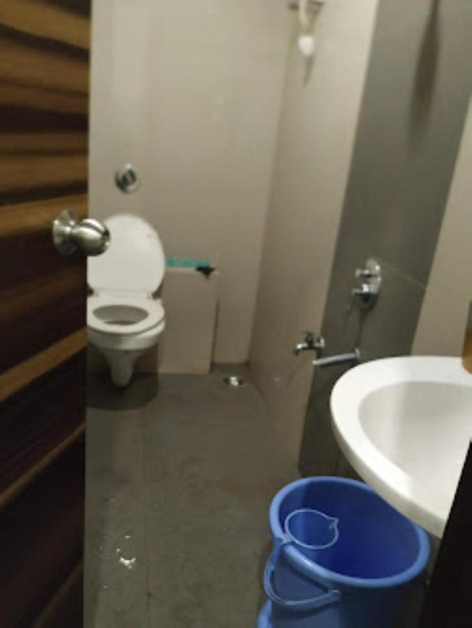 Atithi Guest House,Nászik Kültér fotó